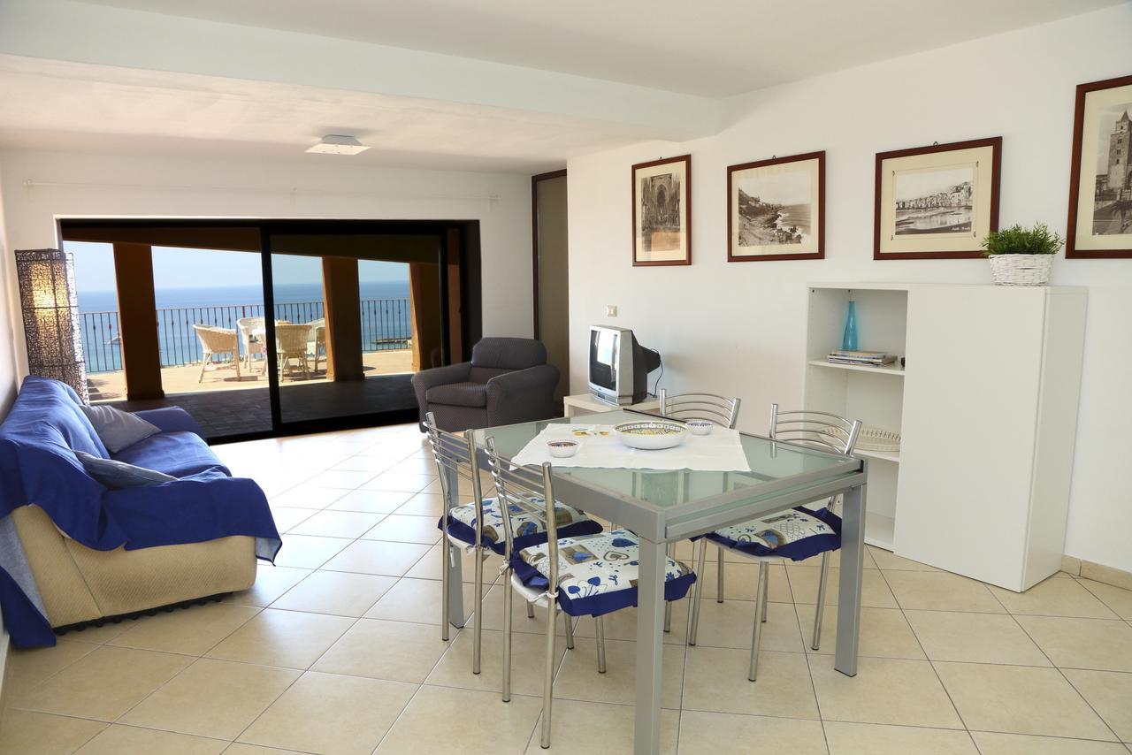Terrazze Ponente E Levante - By Vacation Service Appartement Cefalù Buitenkant foto